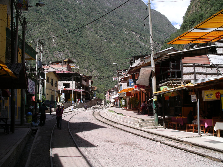 pueblo de aqguas calientes